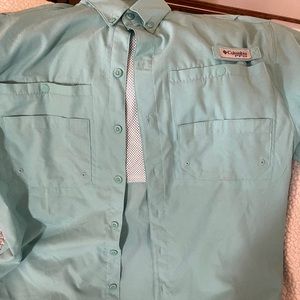 Columbia pfg fishing button down shirt